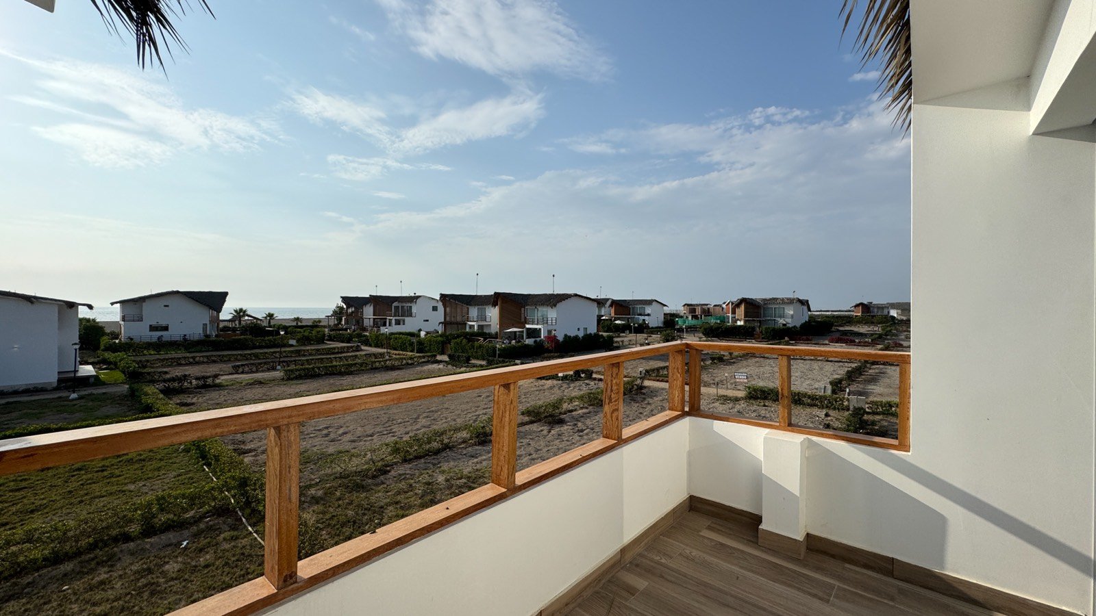 Vista al mar y entorno de Chincha Baja cerca de la casa